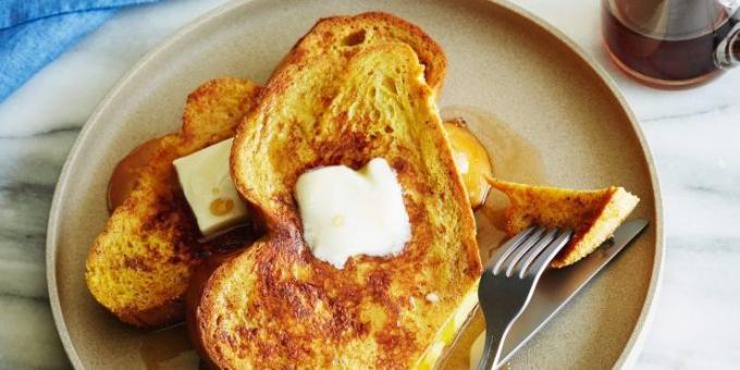 Apa untuk memasak untuk sarapan: French toast dengan kayu manis