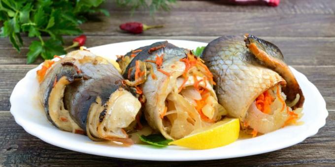 Ikan haring gulung dengan sayuran