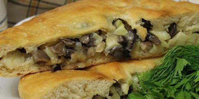 Resep Ossetia Pies dengan jamur dan keju