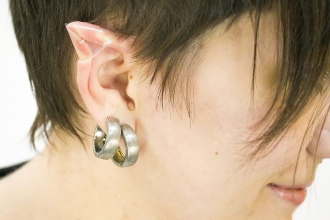 bagaimana menggunakan tape: telinga elf
