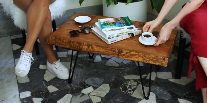 Bagaimana membuat sebuah meja kopi yang terbuat dari papan dengan tangan mereka sendiri